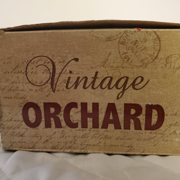 Vintage Orchard Cermaic Wall Plates - Picture 5 of 5